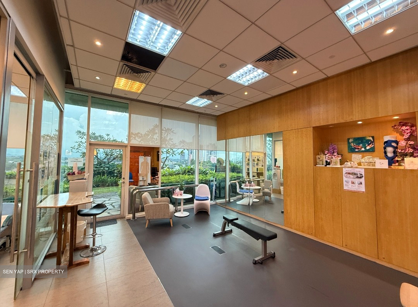 Oasia Hotel/novena Specialist Center (D11), Retail #536873771
